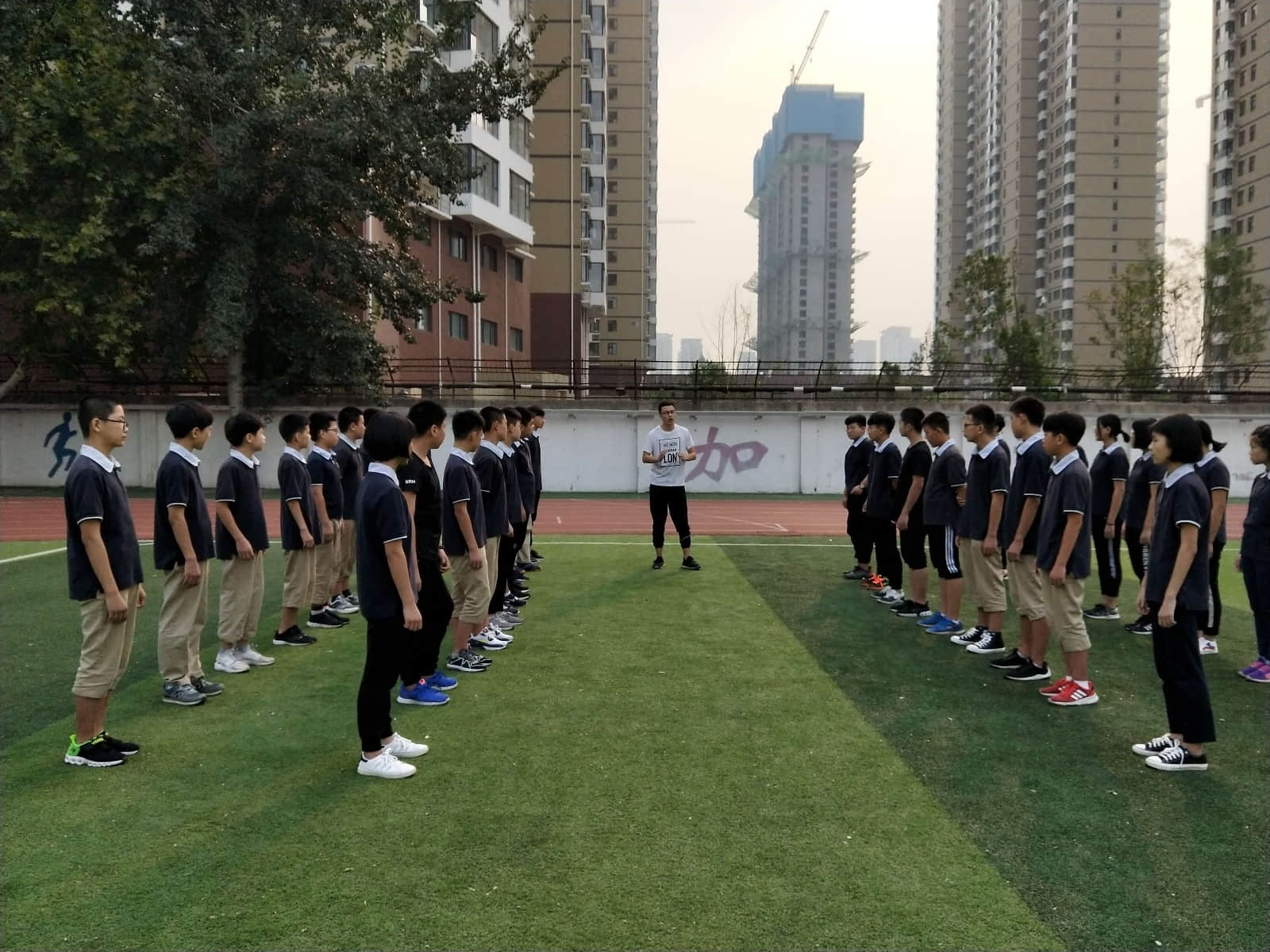 寓教于樂(lè)、多彩演繹---中學(xué)部系列活動(dòng)