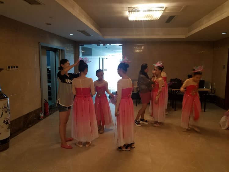 夢遠(yuǎn)方 心飛揚