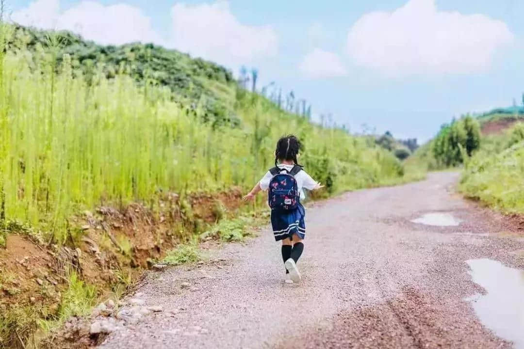 孩子，學(xué)校不是混日子的地方！當(dāng)你想放棄時，請讀讀老師這9句話！
