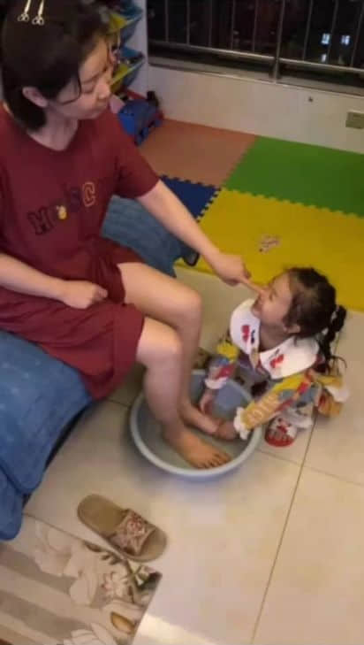 以愛之名 為愛加冕 -私立一中幼兒園母親節(jié)主題活動(dòng)回顧