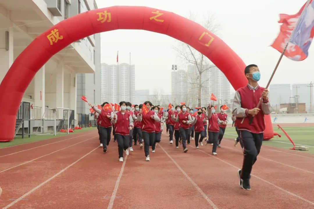 百日競渡 金榜奪名|初三年級(jí)隆重舉行百日誓師大會(huì)