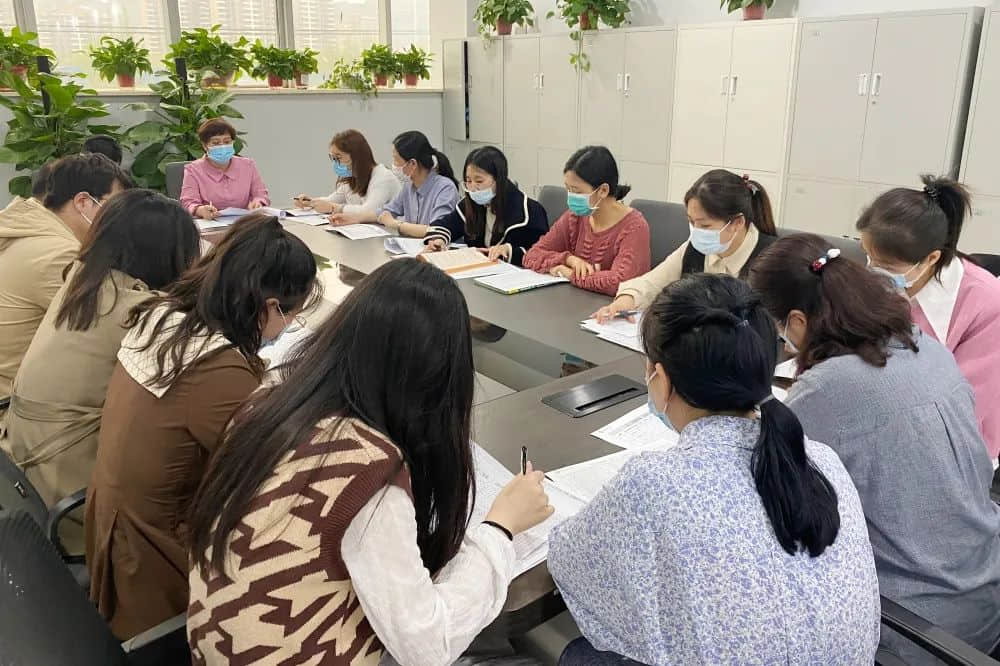 精準(zhǔn)分析尋突破 篤行不倦再攀峰丨私立一中初三年級(jí)質(zhì)檢成績分析會(huì)