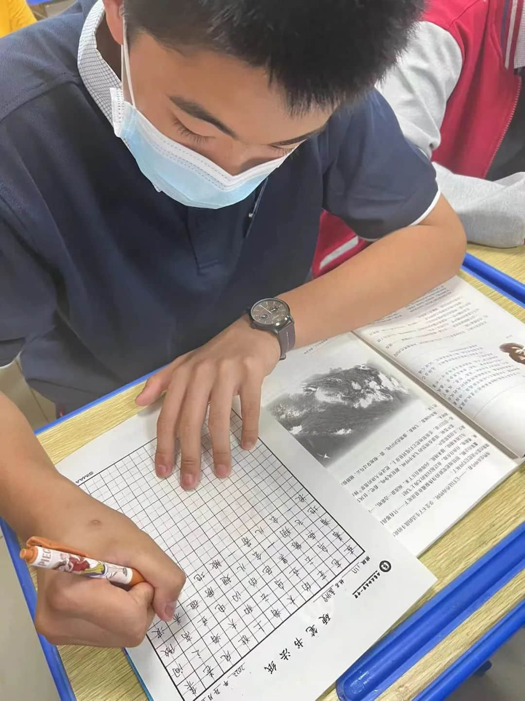 筆尖生花 墨韻飄香丨私立一中初二年級(jí)學(xué)生書法比賽活動(dòng)