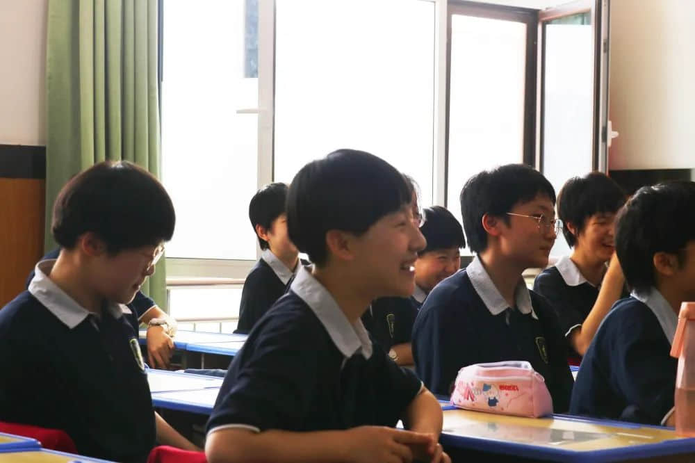 弘揚(yáng)國(guó)學(xué) 傳承經(jīng)典丨初二年級(jí)特色語(yǔ)文課
