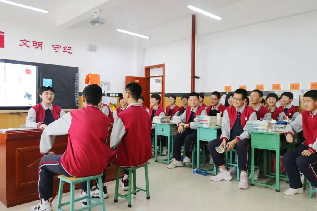 弘揚(yáng)國(guó)學(xué) 傳承經(jīng)典丨初二年級(jí)特色語(yǔ)文課