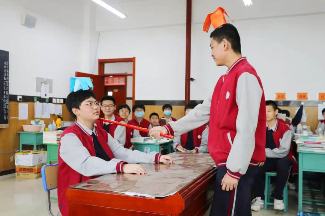 弘揚(yáng)國(guó)學(xué) 傳承經(jīng)典丨初二年級(jí)特色語(yǔ)文課