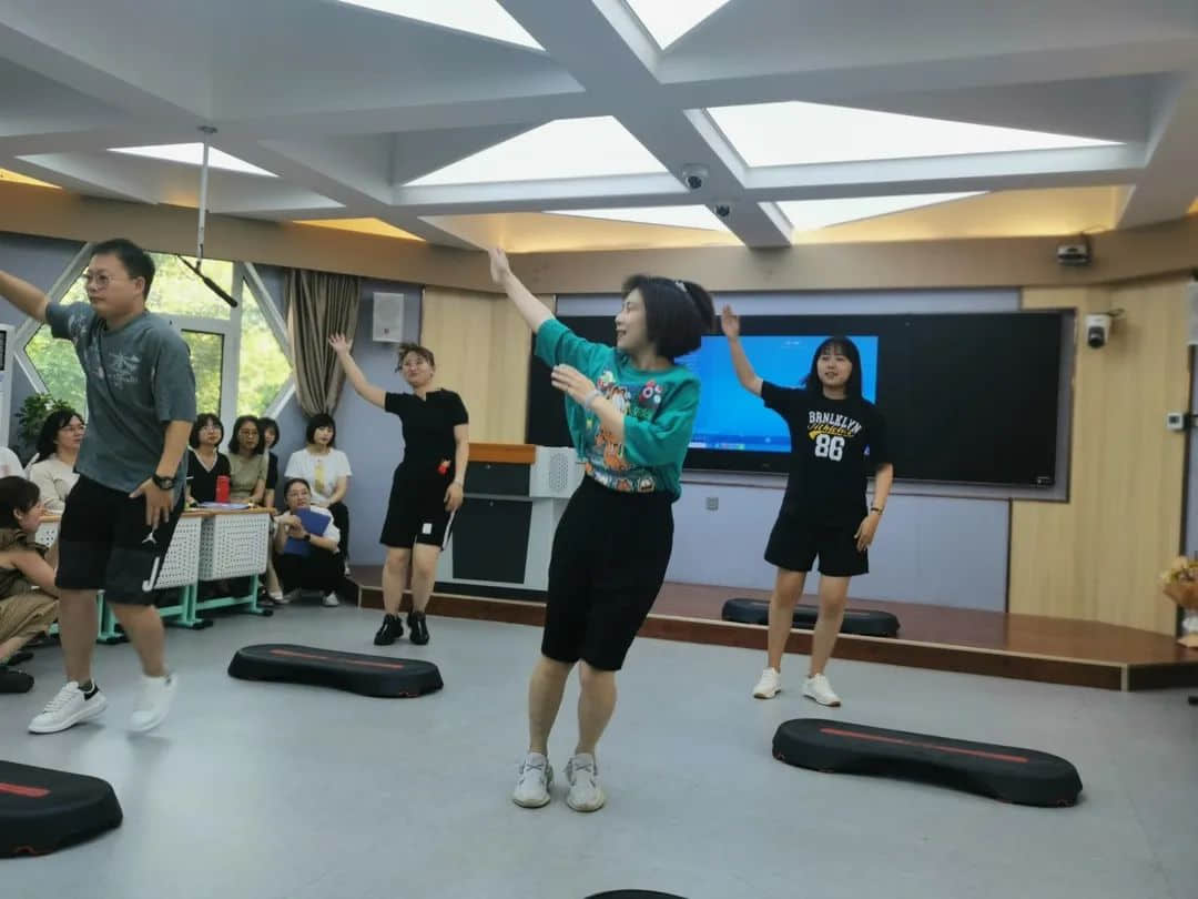 【校園盛典】話濃情，慶端午——私立一中附屬小學全體教師端午喜樂會