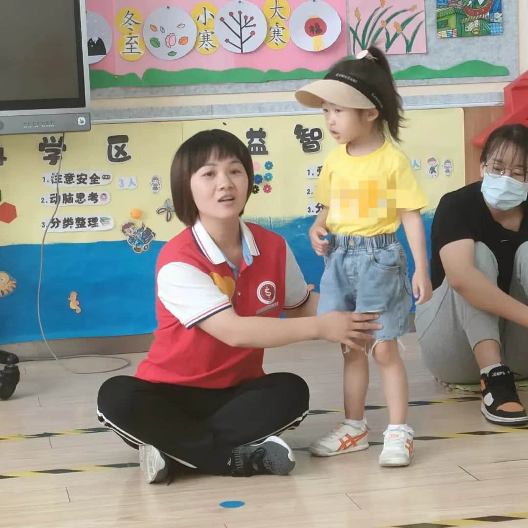 夏日甜甜 遇見(jiàn)可愛(ài)的你--私立一中附屬幼兒園新生親子開(kāi)放日