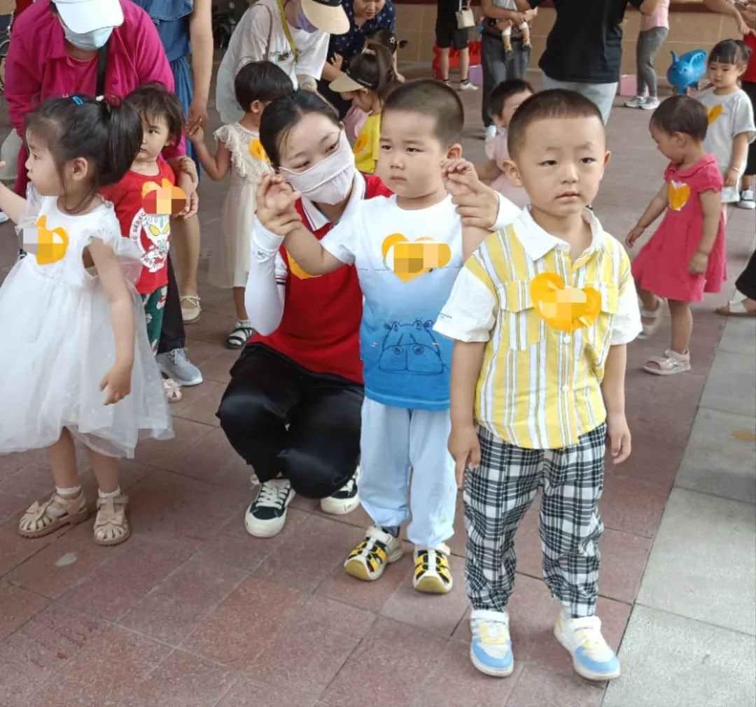 夏日甜甜 遇見(jiàn)可愛(ài)的你--私立一中附屬幼兒園新生親子開(kāi)放日