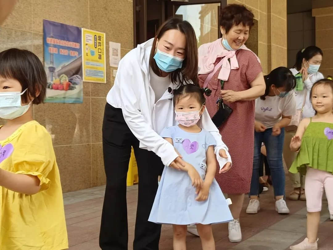 夏日甜甜 遇見(jiàn)可愛(ài)的你--私立一中附屬幼兒園新生親子開(kāi)放日