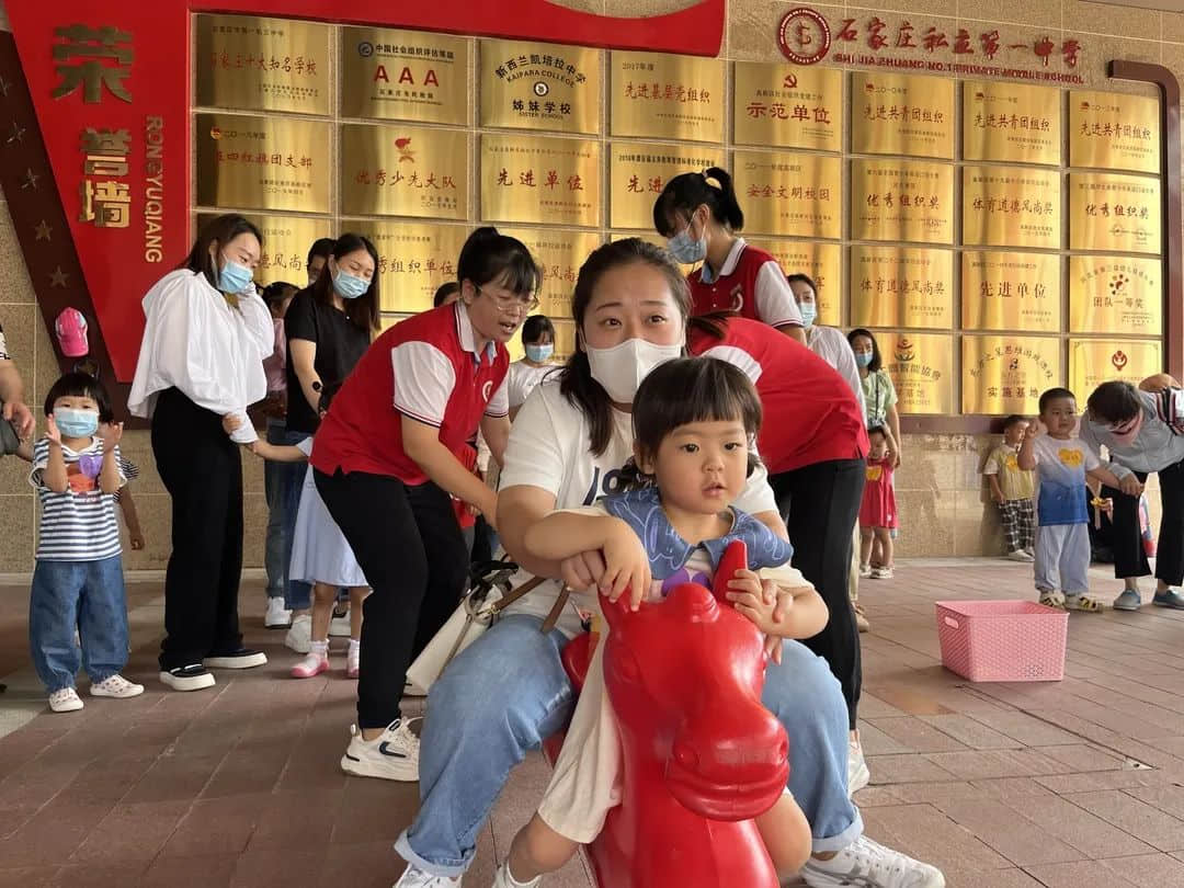 夏日甜甜 遇見(jiàn)可愛(ài)的你--私立一中附屬幼兒園新生親子開(kāi)放日