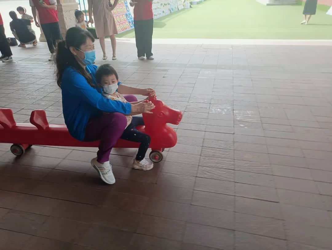 夏日甜甜 遇見(jiàn)可愛(ài)的你--私立一中附屬幼兒園新生親子開(kāi)放日