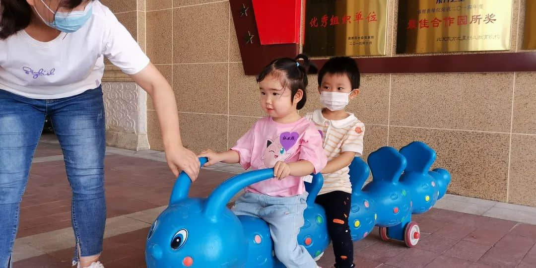 夏日甜甜 遇見(jiàn)可愛(ài)的你--私立一中附屬幼兒園新生親子開(kāi)放日