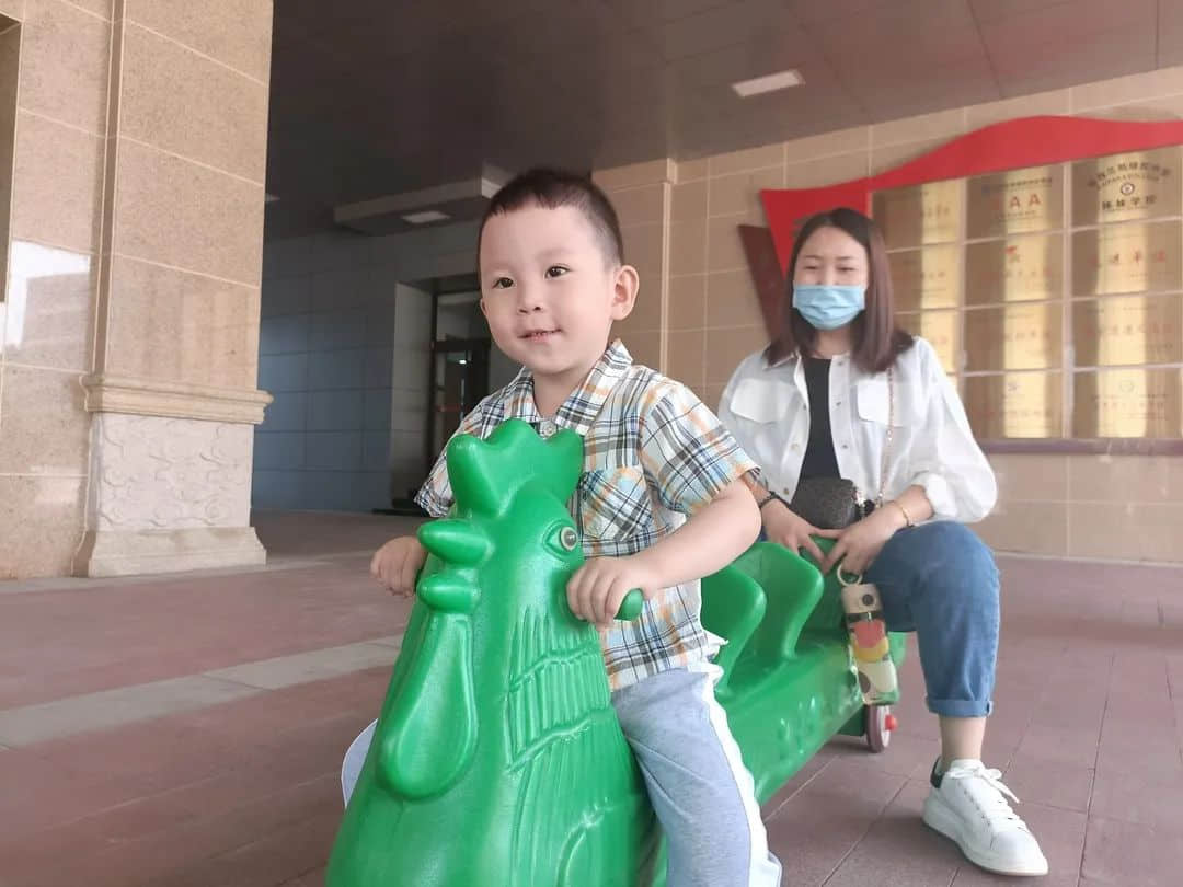 夏日甜甜 遇見(jiàn)可愛(ài)的你--私立一中附屬幼兒園新生親子開(kāi)放日