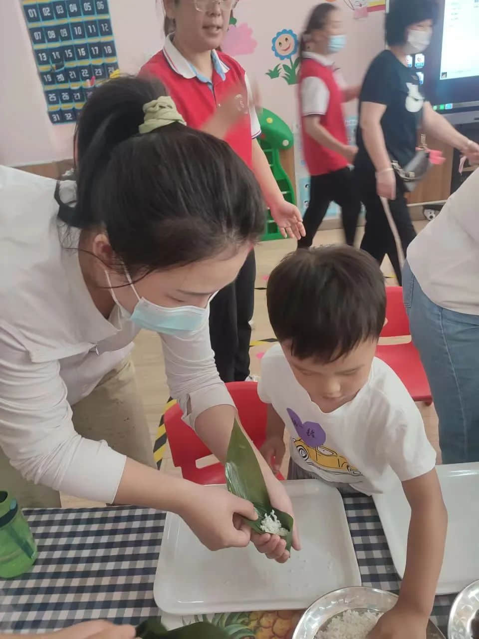 夏日甜甜 遇見(jiàn)可愛(ài)的你--私立一中附屬幼兒園新生親子開(kāi)放日