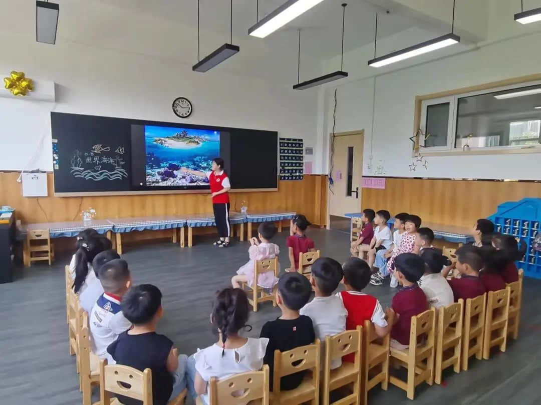 愛護(hù)海洋 保護(hù)生態(tài)