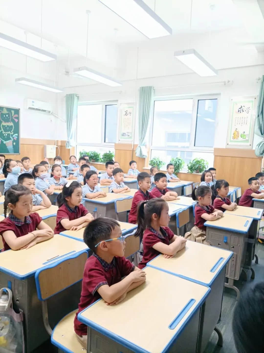 【畢業(yè)季—學(xué)前教育月系列活動（二）“溫暖小學(xué)行、幸福初遇見” —私立一中附屬幼兒園培優(yōu)組小學(xué)參觀之旅】