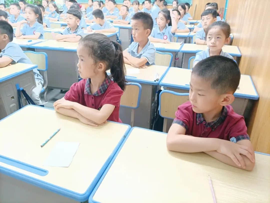 【畢業(yè)季—學(xué)前教育月系列活動（二）“溫暖小學(xué)行、幸福初遇見” —私立一中附屬幼兒園培優(yōu)組小學(xué)參觀之旅】
