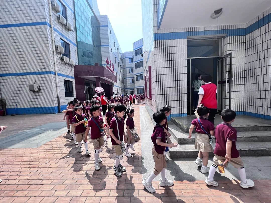 【畢業(yè)季—學(xué)前教育月系列活動（二）“溫暖小學(xué)行、幸福初遇見” —私立一中附屬幼兒園培優(yōu)組小學(xué)參觀之旅】