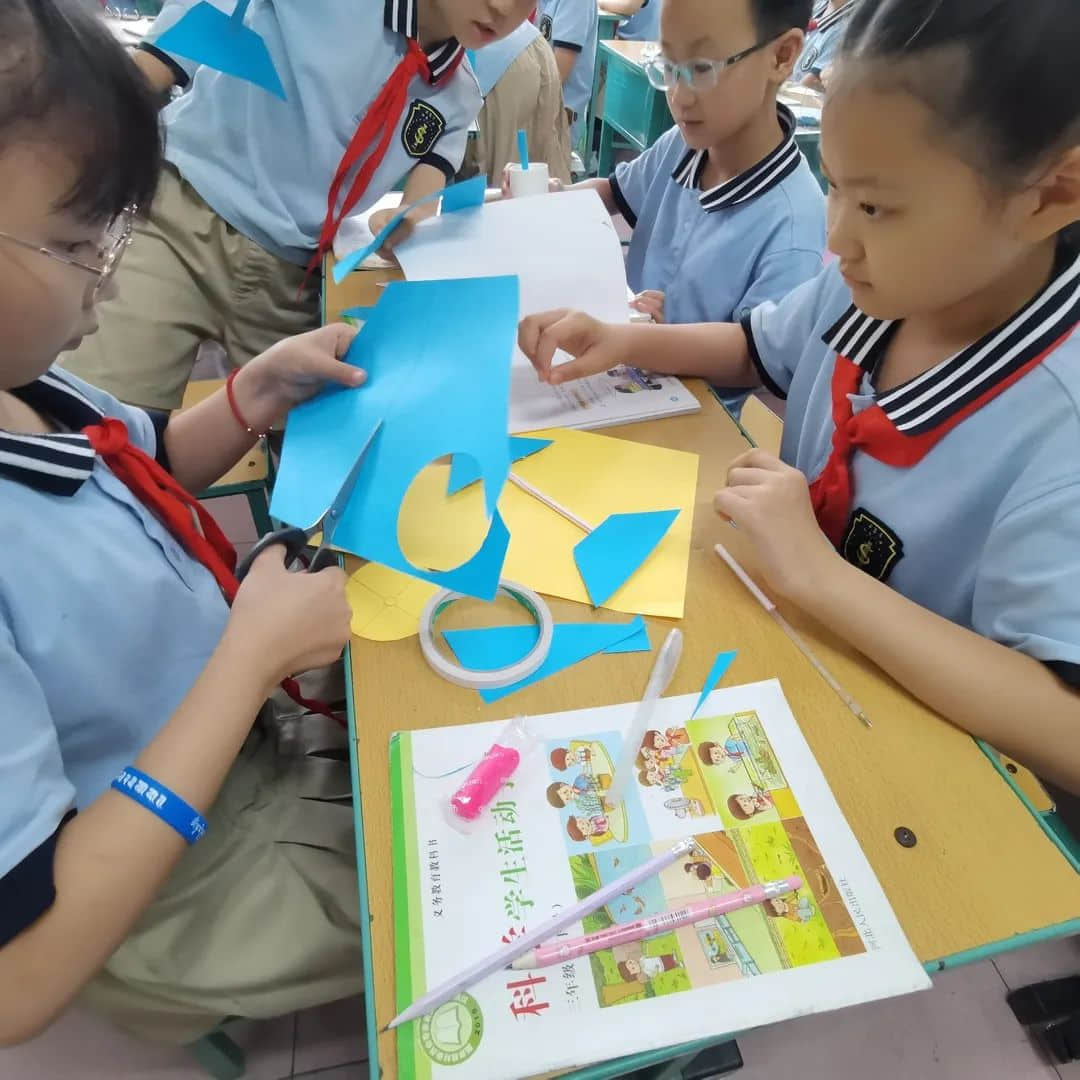 【雙減進行時】“雙減”之下展校風 五育并舉我先行——科學、微機、綜實、寫字學科多元評價