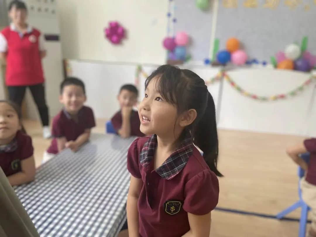 【以花為令，字詞為伴】—私立一中附屬幼兒園“識(shí)字飛花令”