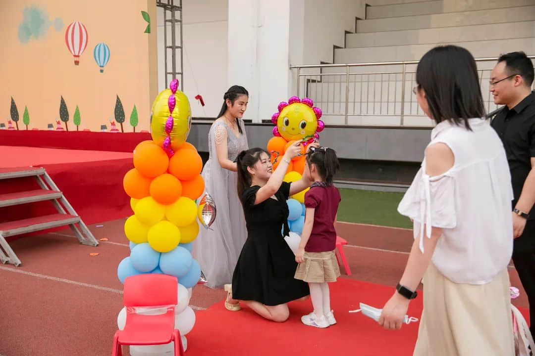 【畢業(yè)季】惜別 感恩 起航 一路成長(zhǎng)—私立一中附屬幼兒園大班畢業(yè)盛典