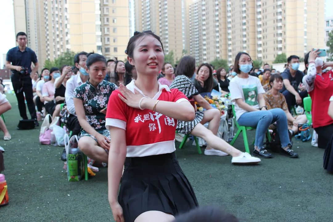 【畢業(yè)季】惜別 感恩 起航 一路成長(zhǎng)—私立一中附屬幼兒園大班畢業(yè)盛典