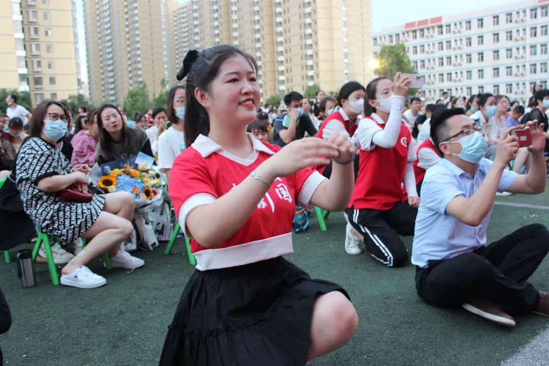 【畢業(yè)季】惜別 感恩 起航 一路成長(zhǎng)—私立一中附屬幼兒園大班畢業(yè)盛典