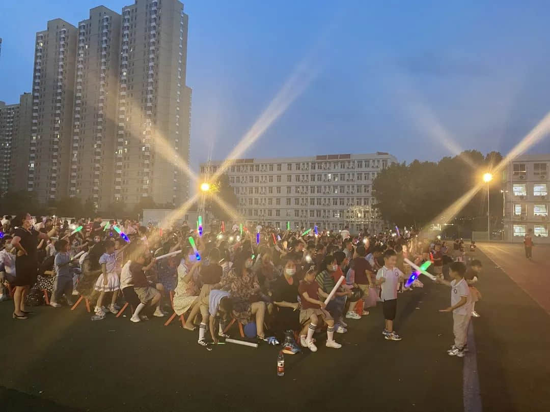 【畢業(yè)季】惜別 感恩 起航 一路成長(zhǎng)—私立一中附屬幼兒園大班畢業(yè)盛典