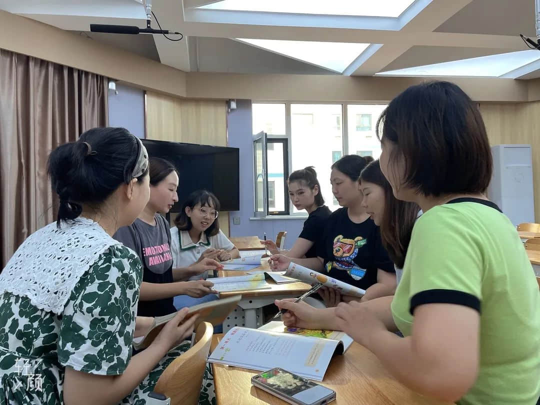 【立之慧?教研風(fēng)采】“教而有思促發(fā)展，賦能啟航謀新篇”——新學(xué)期全體教師教研風(fēng)采