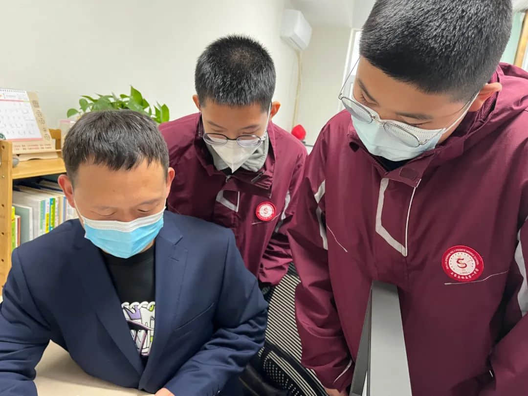 為學而行 用心澆灌丨初二年級開展培優(yōu)輔弱教研活動