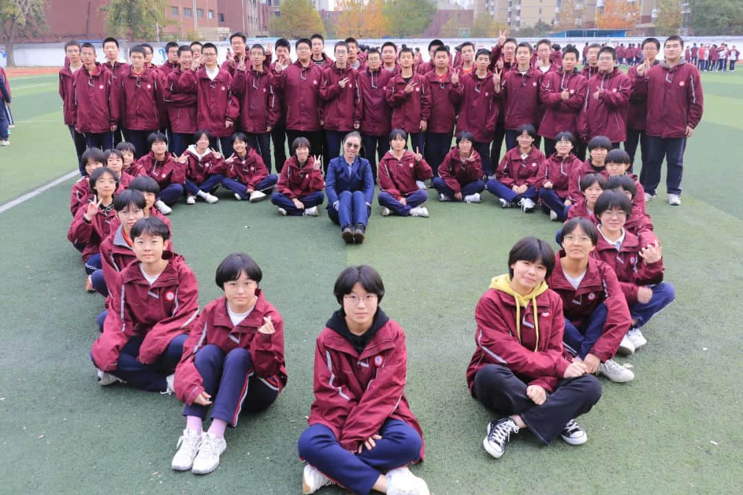 同心聚力 “疫”心一意丨石家莊私立第一中學(xué)高二年級(jí)筑牢“愛的防線”