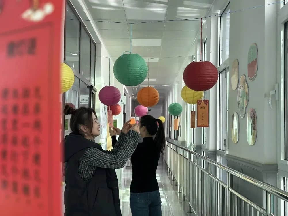 【預(yù)之年】燈火映萬(wàn)家 團(tuán)圓共此時(shí) ——石家莊私立一中附小預(yù)科部|預(yù)娃喜樂(lè)鬧元宵