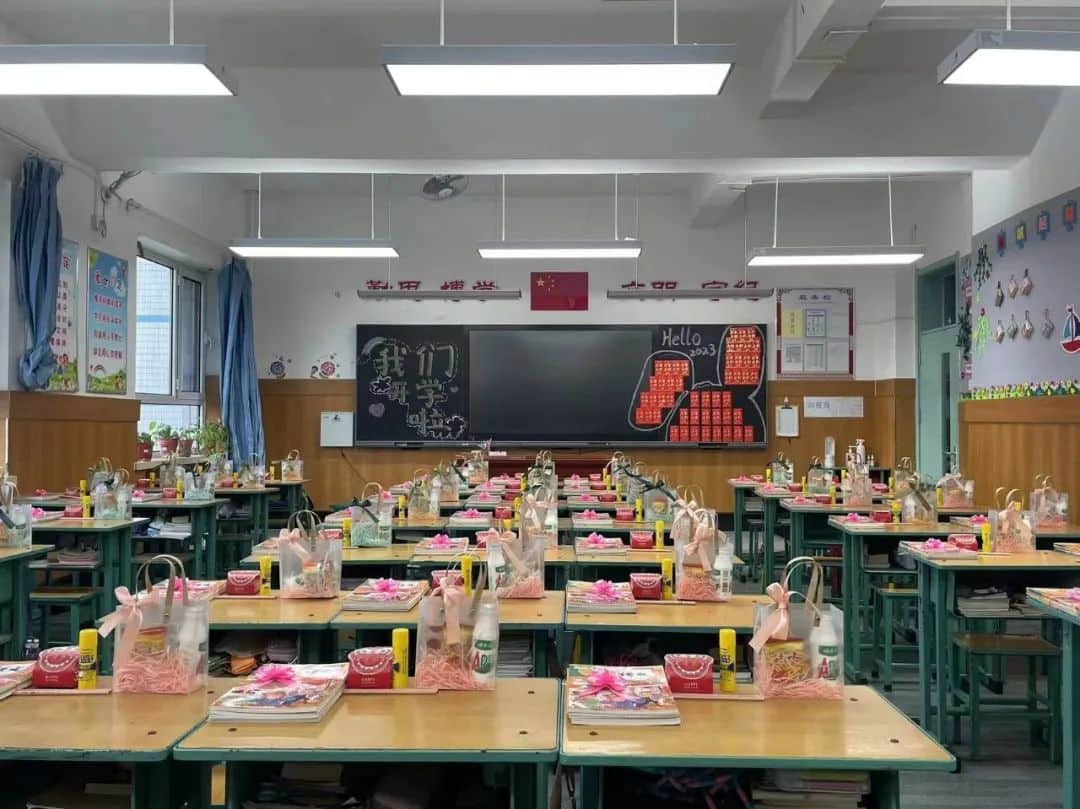 【立小?開學季】點燃新學期 奔赴有你的時光｜石家莊私立一中附屬小學新學期開啟儀式