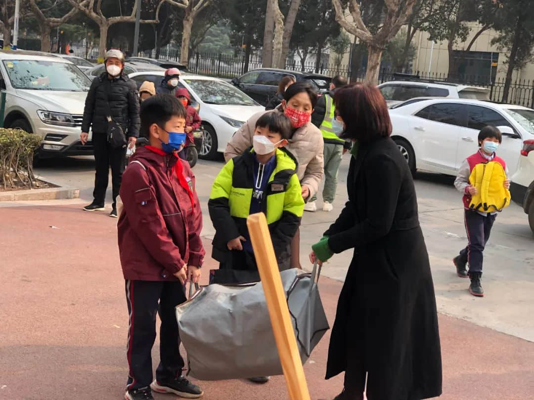 【立小?開學季】點燃新學期 奔赴有你的時光｜石家莊私立一中附屬小學新學期開啟儀式