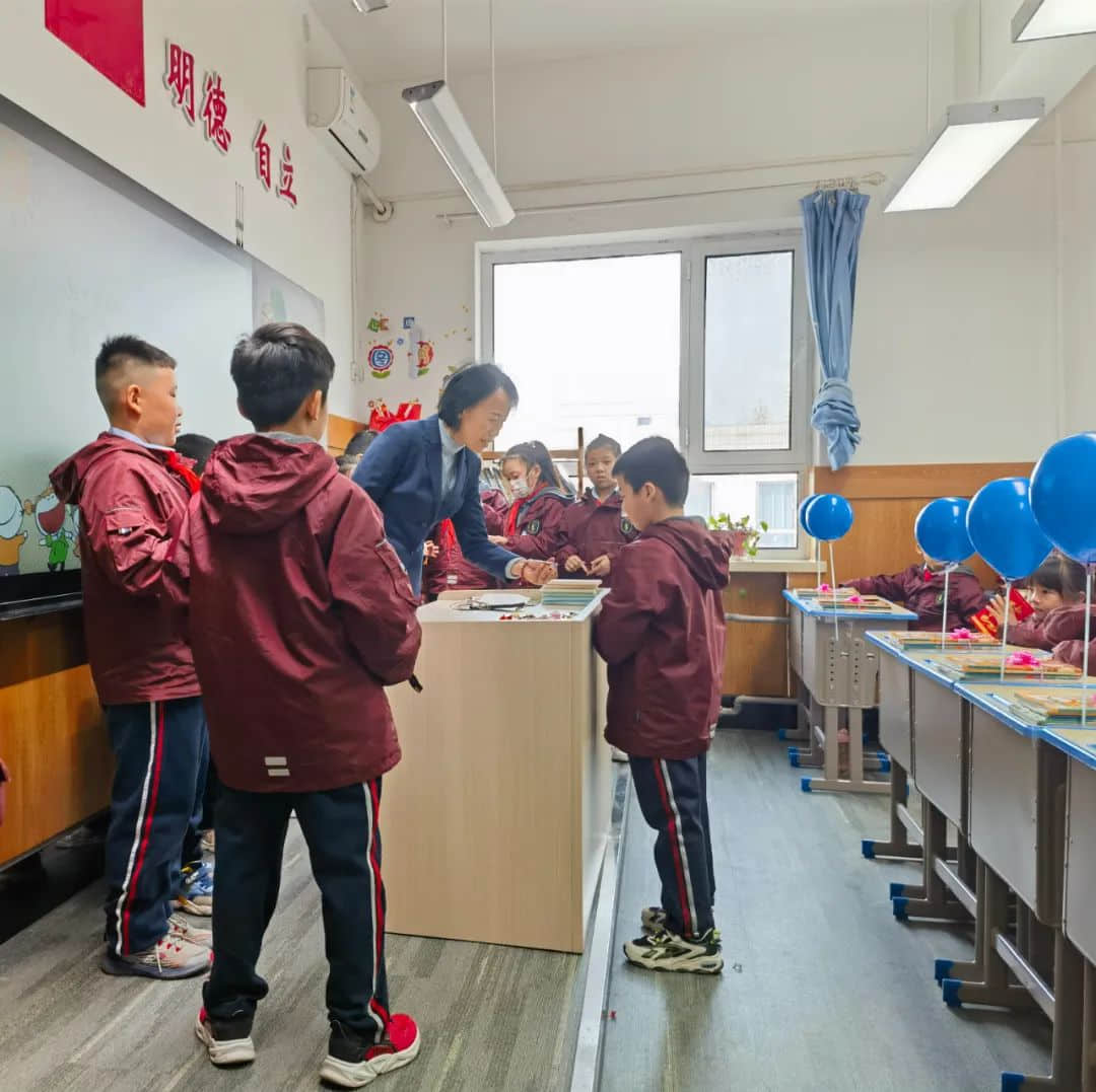 【立小?開學季】點燃新學期 奔赴有你的時光｜石家莊私立一中附屬小學新學期開啟儀式