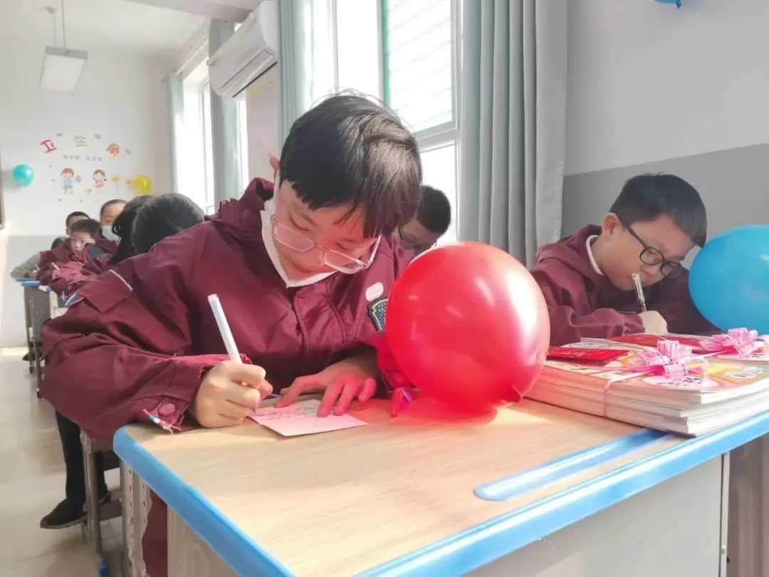 【立小?開學季】點燃新學期 奔赴有你的時光｜石家莊私立一中附屬小學新學期開啟儀式