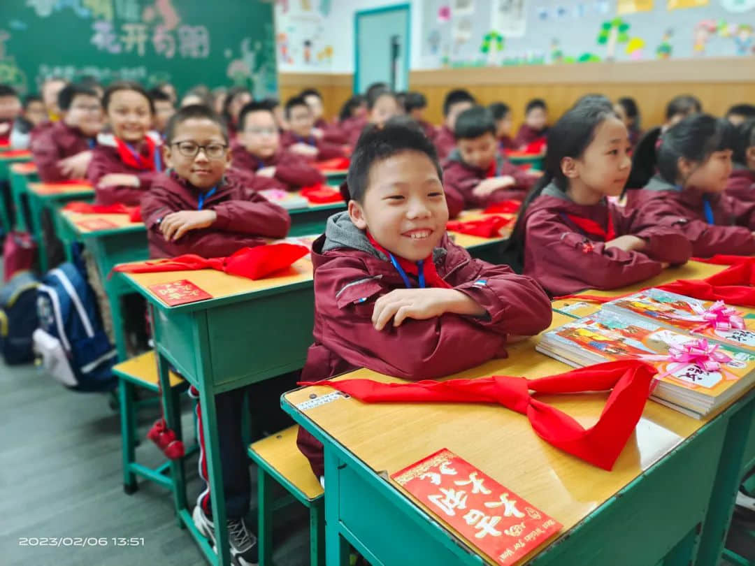 【立小?開學季】點燃新學期 奔赴有你的時光｜石家莊私立一中附屬小學新學期開啟儀式
