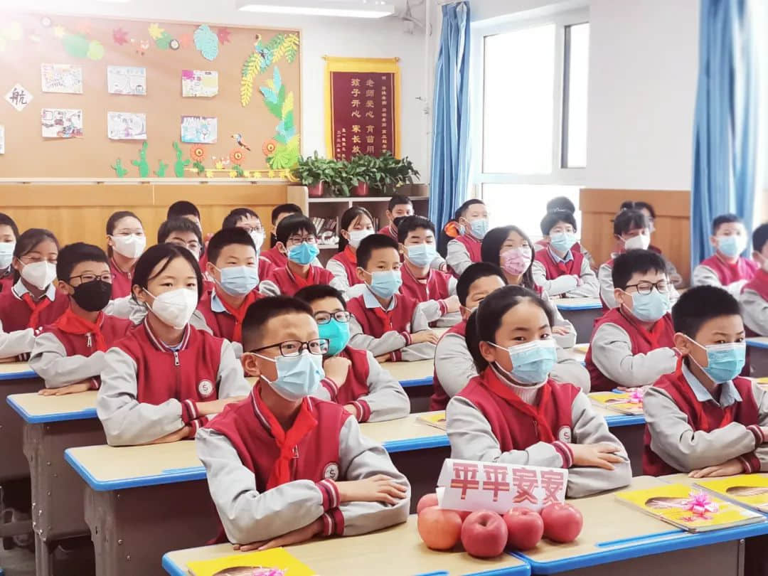 【立小?開學季】點燃新學期 奔赴有你的時光｜石家莊私立一中附屬小學新學期開啟儀式