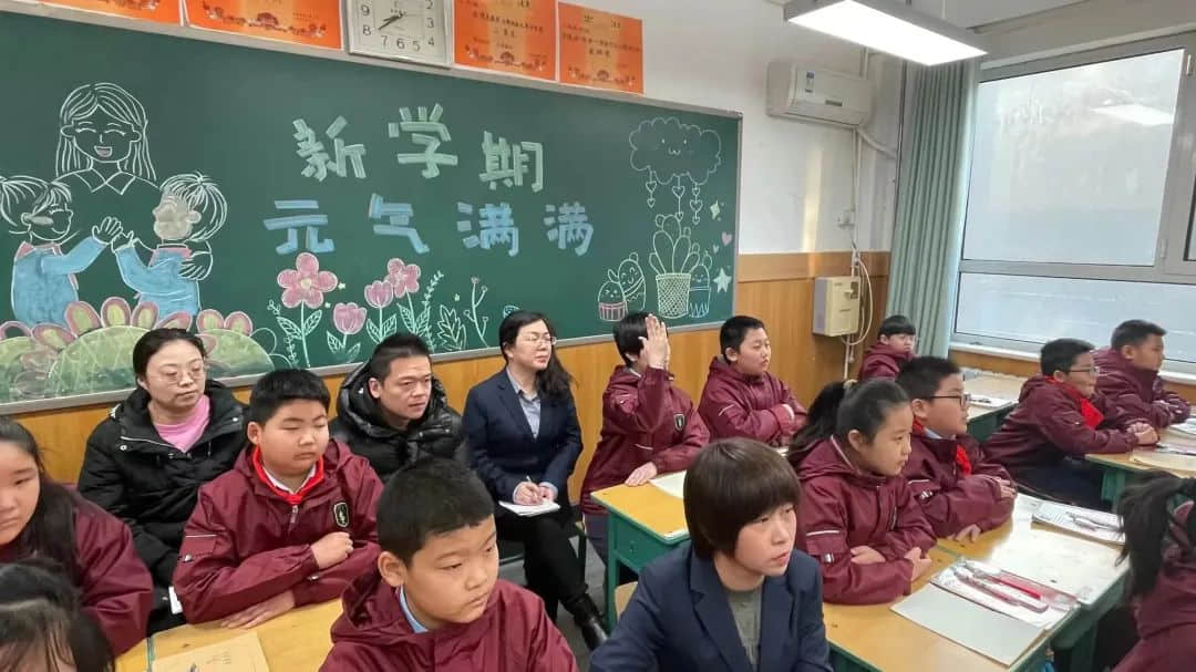 【立小?開學(xué)季】推門聽課常態(tài)化 教研把脈提質(zhì)量｜石家莊私立一中附屬小學(xué)新學(xué)期推門聽課活動
