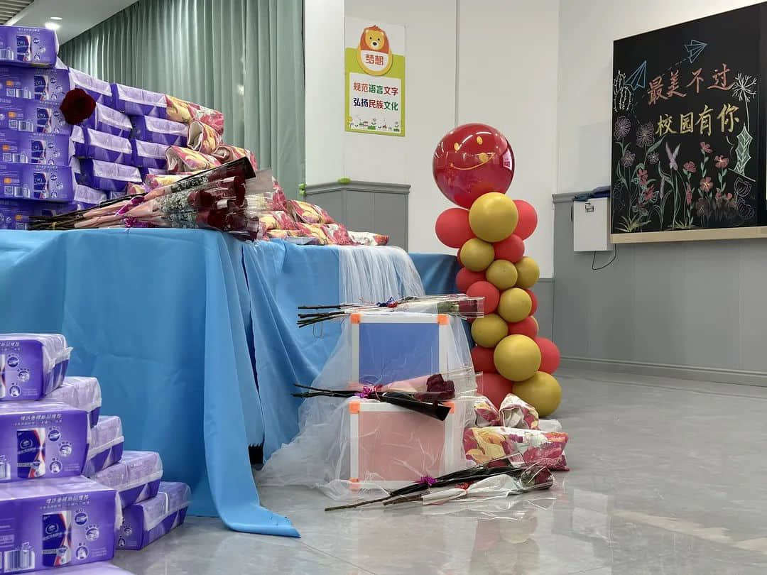 【預?愛有約女神節(jié)】感恩“預”見 最美綻放——石家莊私立一中附小預科部女神節(jié)活動