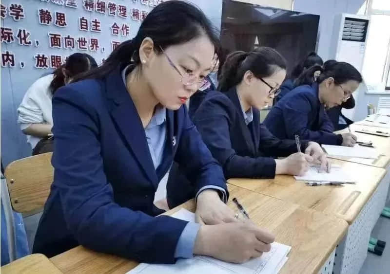 【立小?聚焦教學(xué)】五力課堂示范 凝心共研賦能｜立小教師示范課與教研培訓(xùn)活動(dòng)