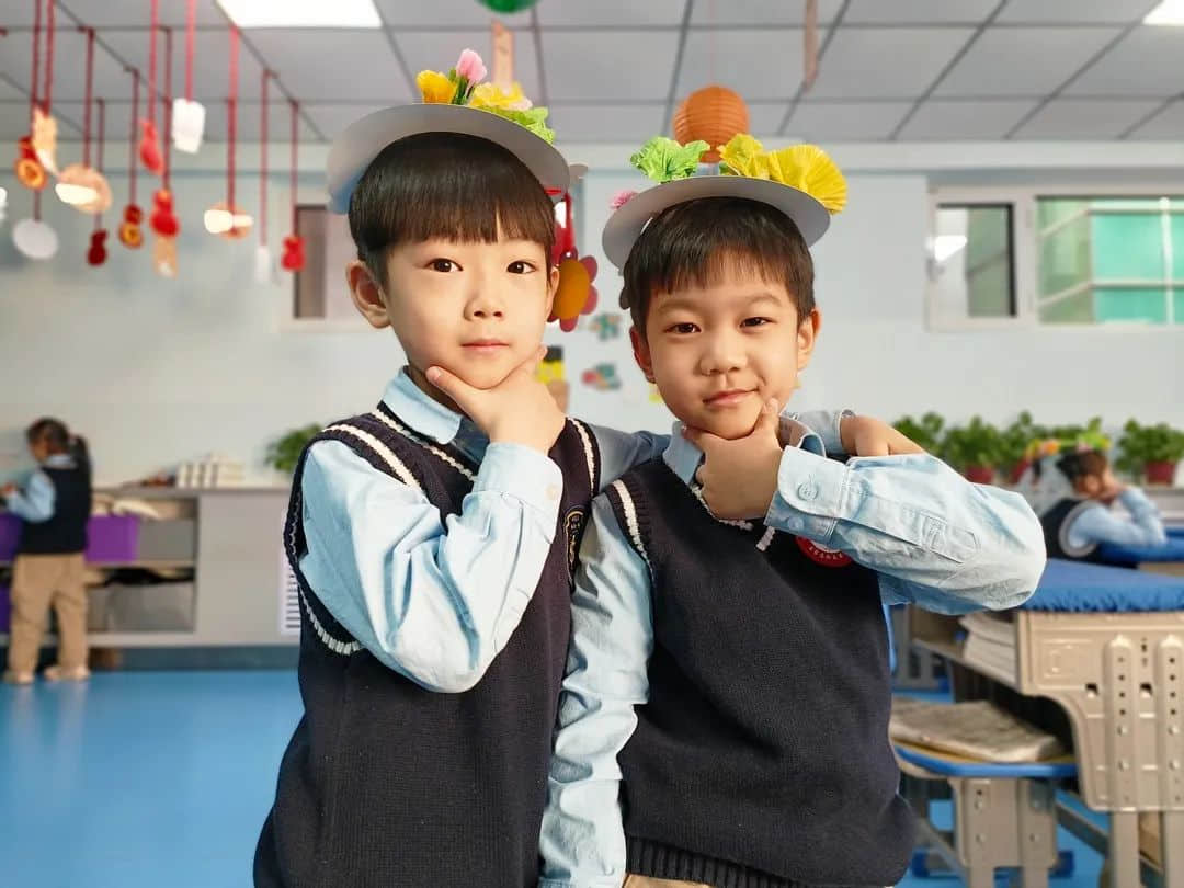 【預(yù)之春】燕鳥(niǎo)銜春來(lái)，百卉爭(zhēng)春光——石家莊私立一中附小預(yù)科部|“預(yù)”見(jiàn)春之美