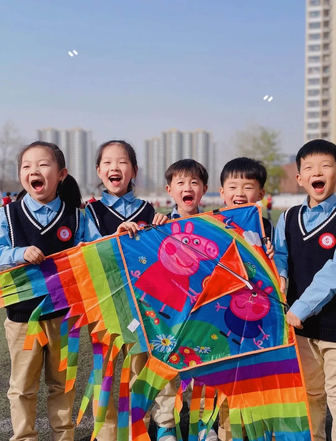 【預(yù)之春】燕鳥(niǎo)銜春來(lái)，百卉爭(zhēng)春光——石家莊私立一中附小預(yù)科部|“預(yù)”見(jiàn)春之美