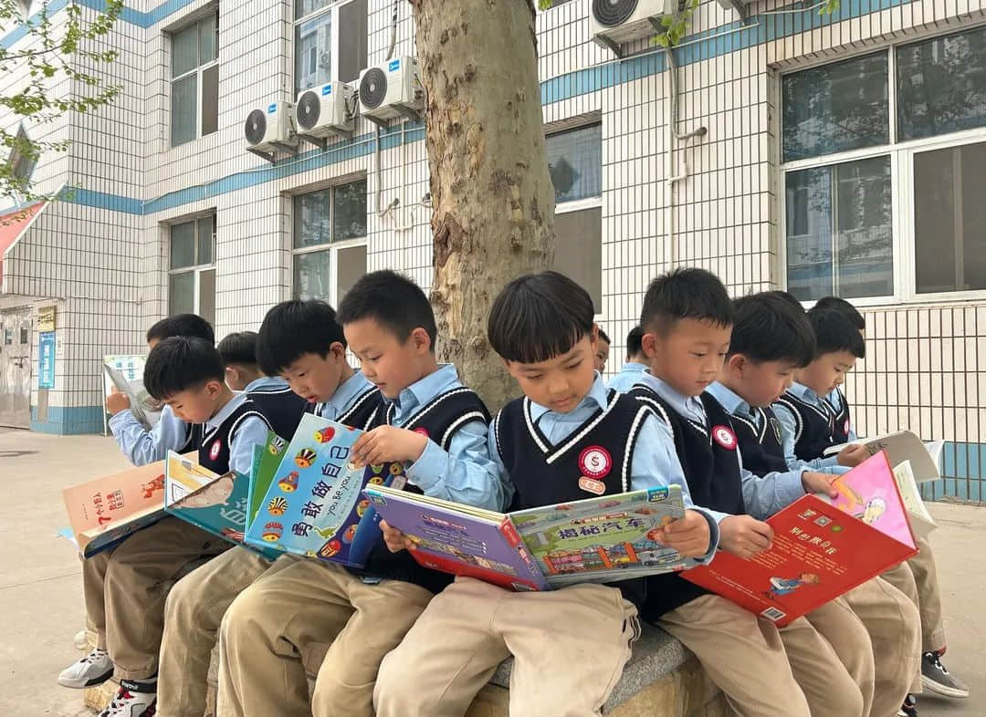 【預(yù)之閱】書(shū)香潤(rùn)童心 閱讀伴成長(zhǎng)——石家莊私立一中附小預(yù)科部閱讀節(jié)活動(dòng)