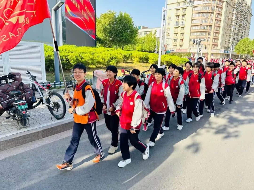 奮進(jìn)新時(shí)代 勵(lì)志青春行丨石家莊私立第一中學(xué)第二屆遠(yuǎn)足活動(dòng)