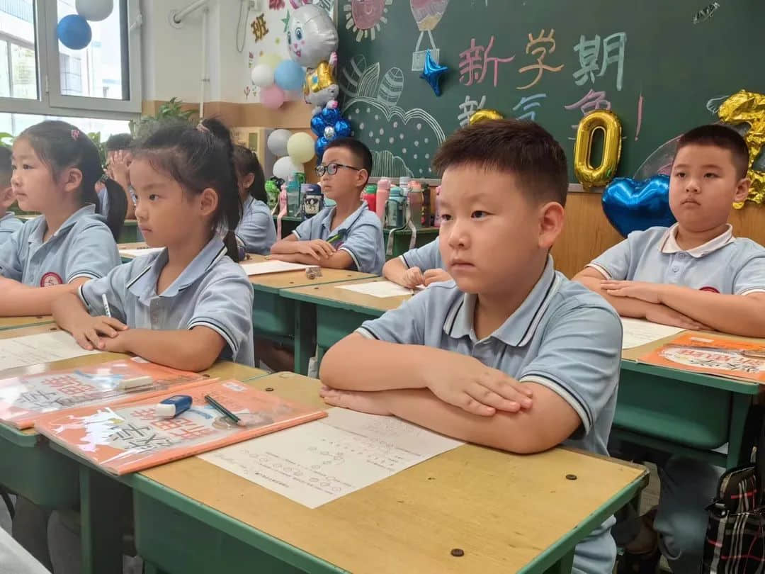 【立小?聚焦教學】開學新面貌 把脈新課堂｜石家莊私立一中附屬小學開展新學期“推門聽課”活動