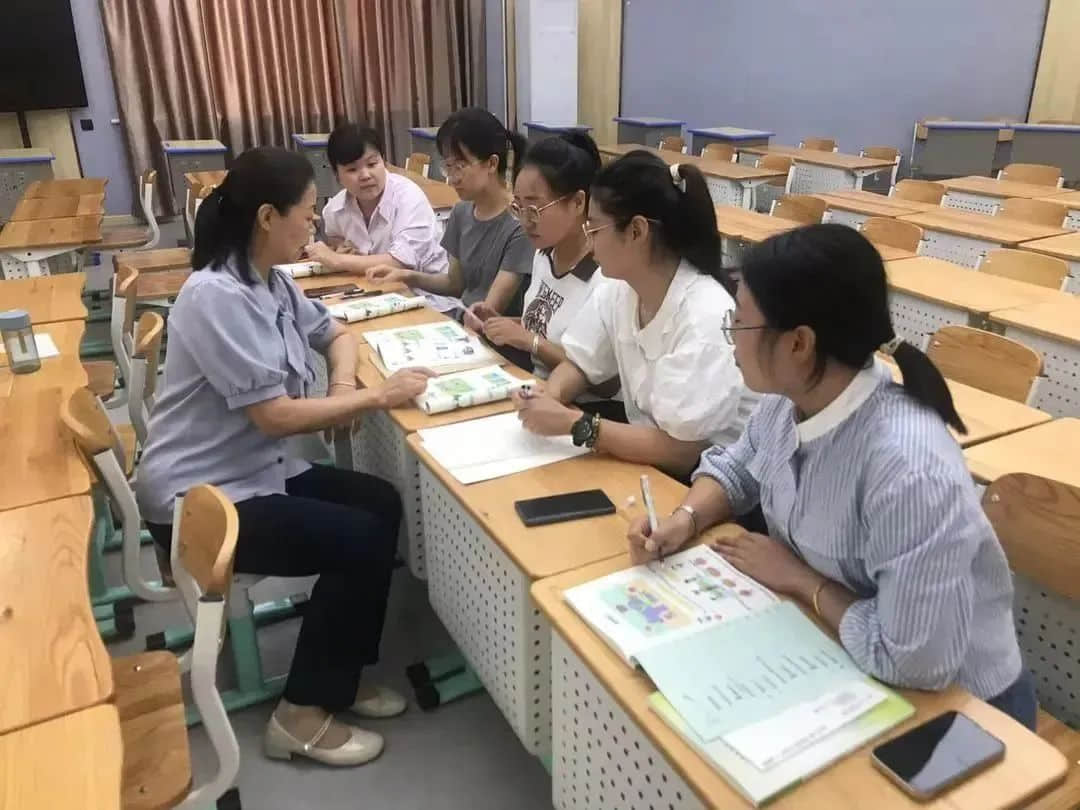 【立小?聚焦教學】開學新面貌 把脈新課堂｜石家莊私立一中附屬小學開展新學期“推門聽課”活動
