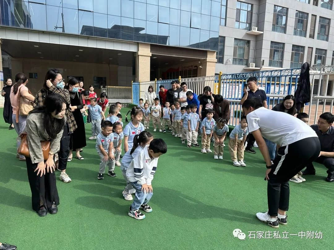 半日陪伴 見證成長(zhǎng)—石家莊私立第一中學(xué)幼兒園家長(zhǎng)開放日活動(dòng)