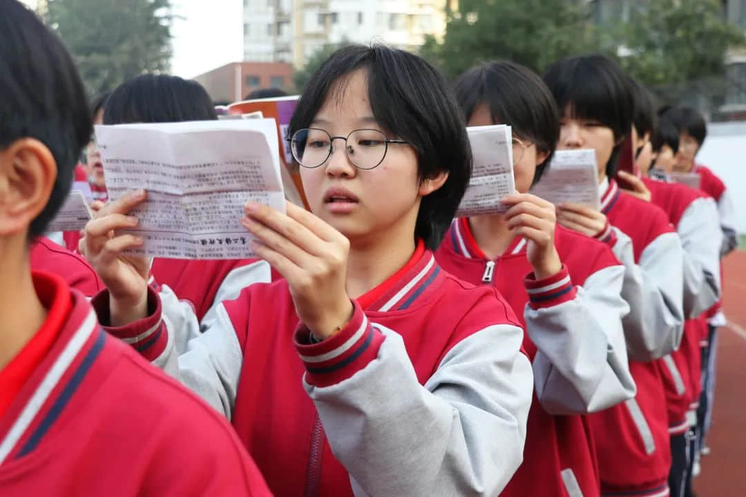 榜樣如炬 追光前行丨高二年級(jí)學(xué)習(xí)之星經(jīng)驗(yàn)分享